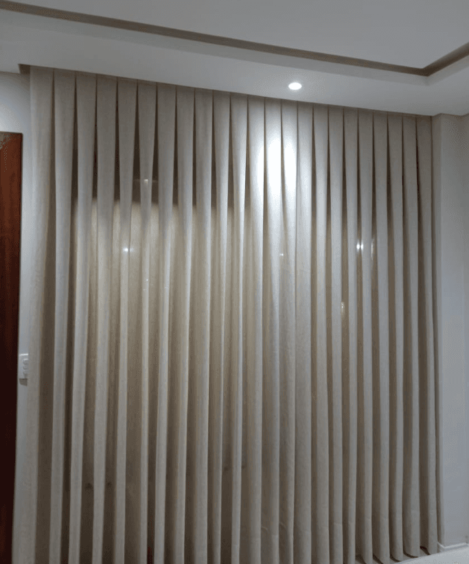 Cortina prega macho em linho para sala de estar – Florianópolis SC